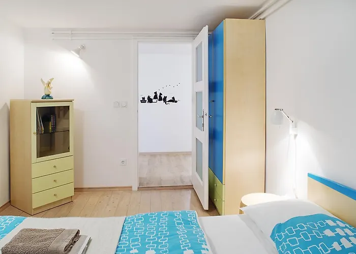 Апартаменты Your Colourful Любляна