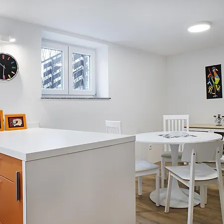 Апартаменты Your Colourful *